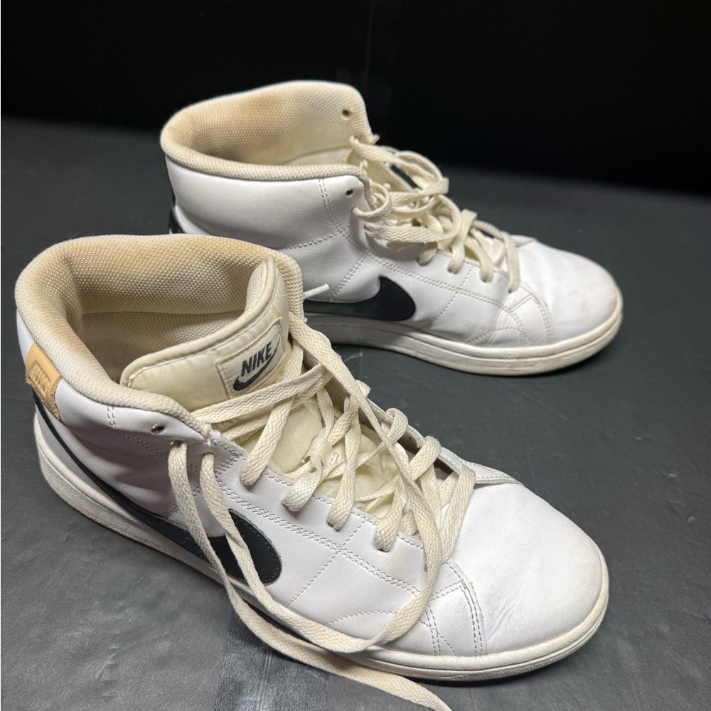 Nike White and Gray Sneakers